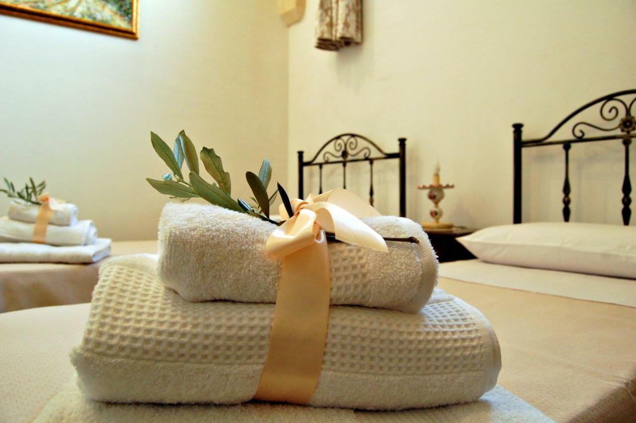 B&B Mandolea Manduria Bagian luar foto