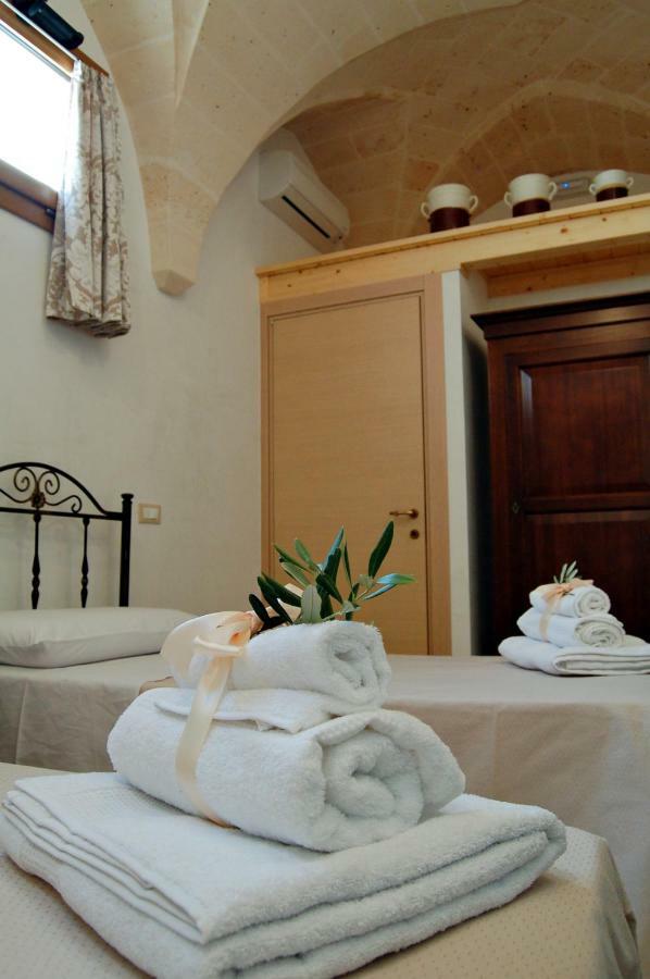B&B Mandolea Manduria Bagian luar foto