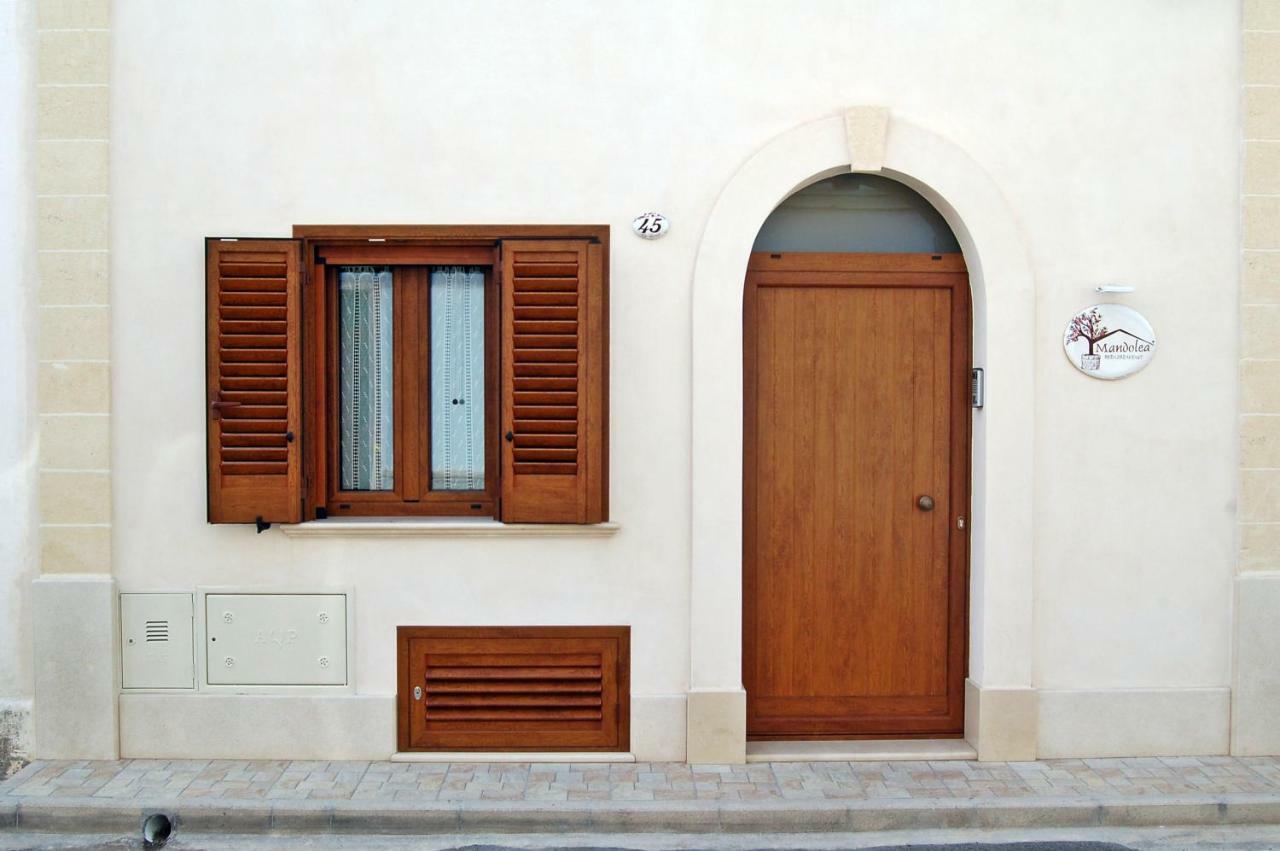 B&B Mandolea Manduria Bagian luar foto